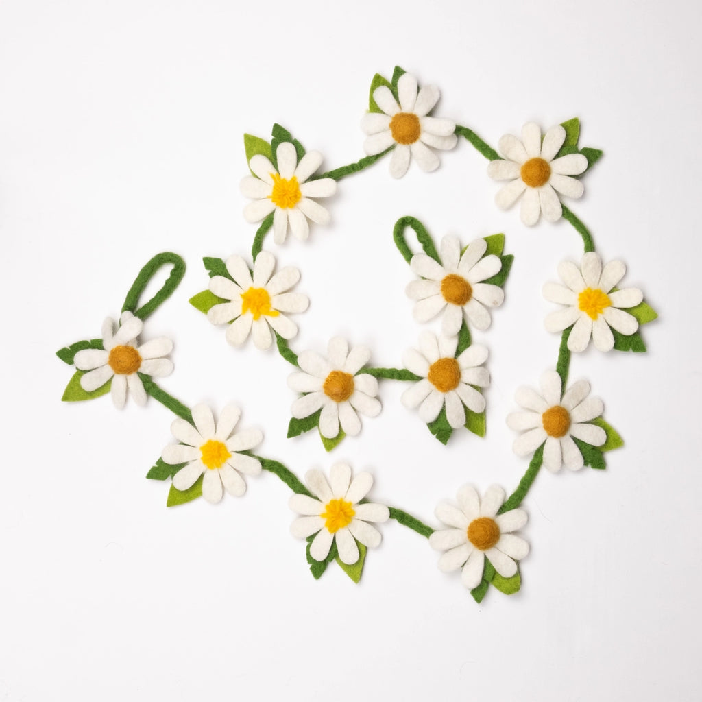 Felt Daisy Garland