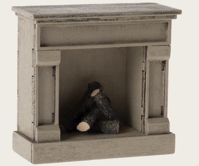 Maileg Fireplace, mouse - off-white