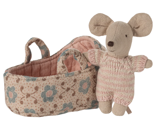 Maileg Baby mouse in carry cot