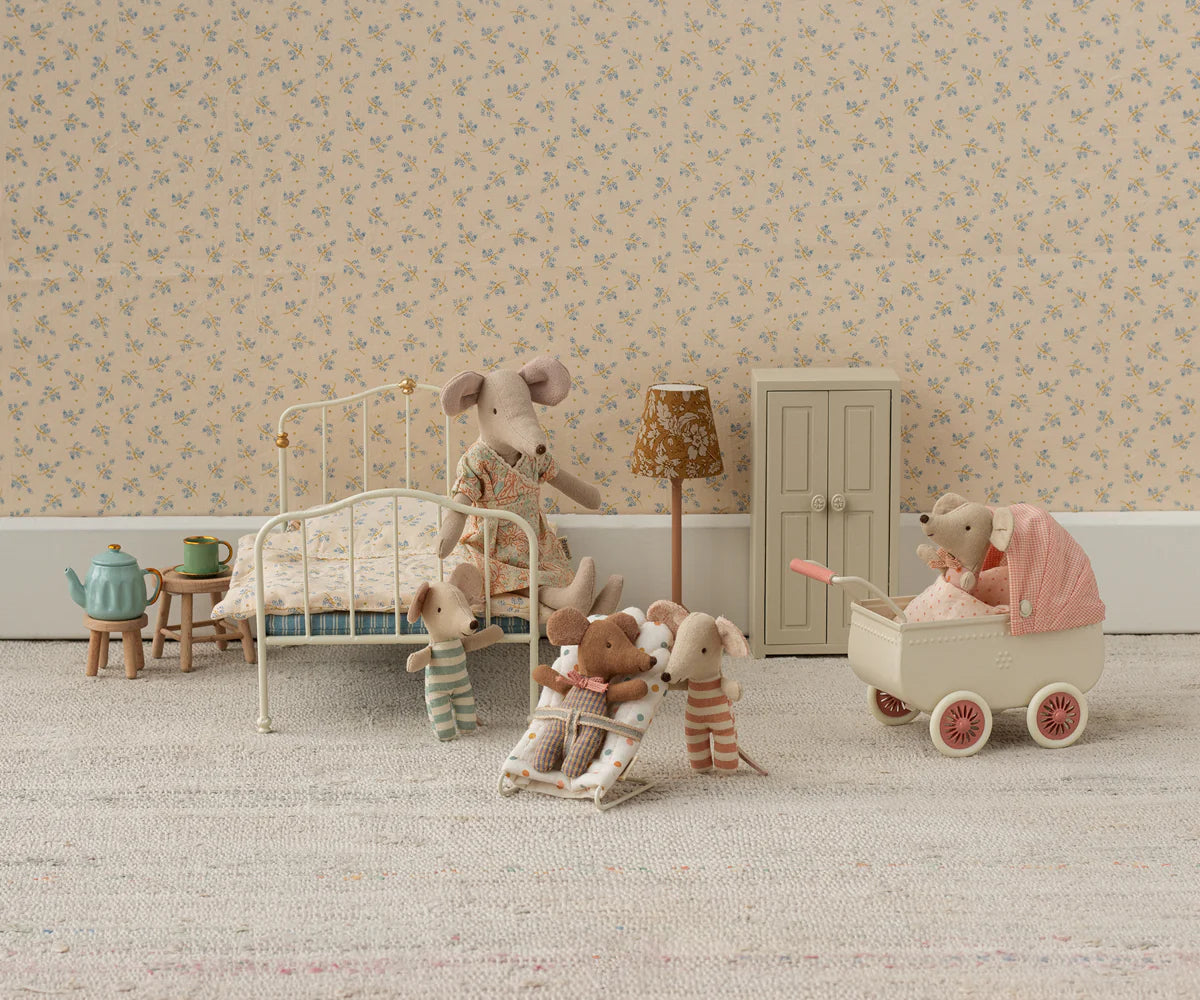 Pram, Mouse