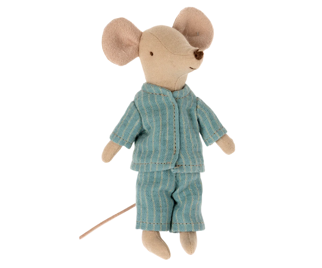 Pyjamas for big brother mouse