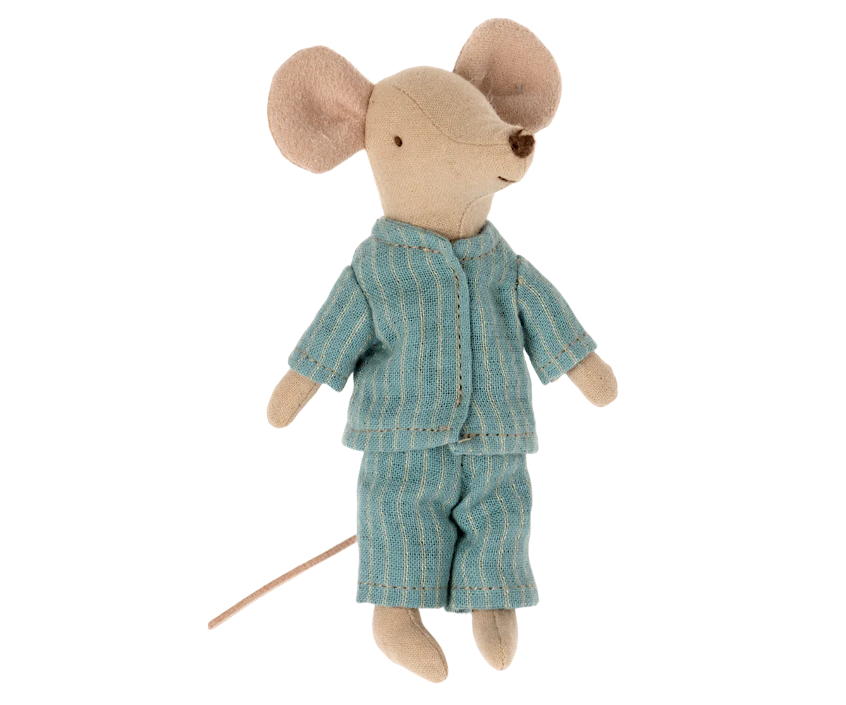 Pyjamas for big brother mouse