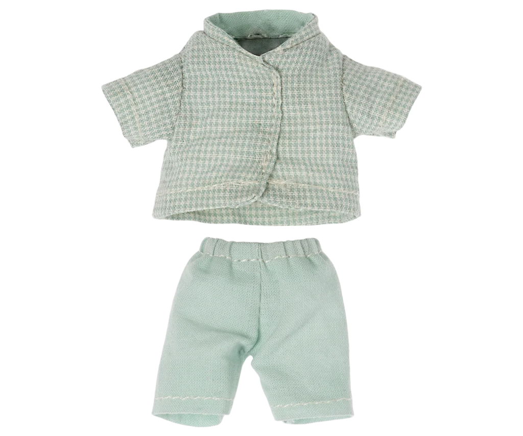 Pyjamas for little brother mouse