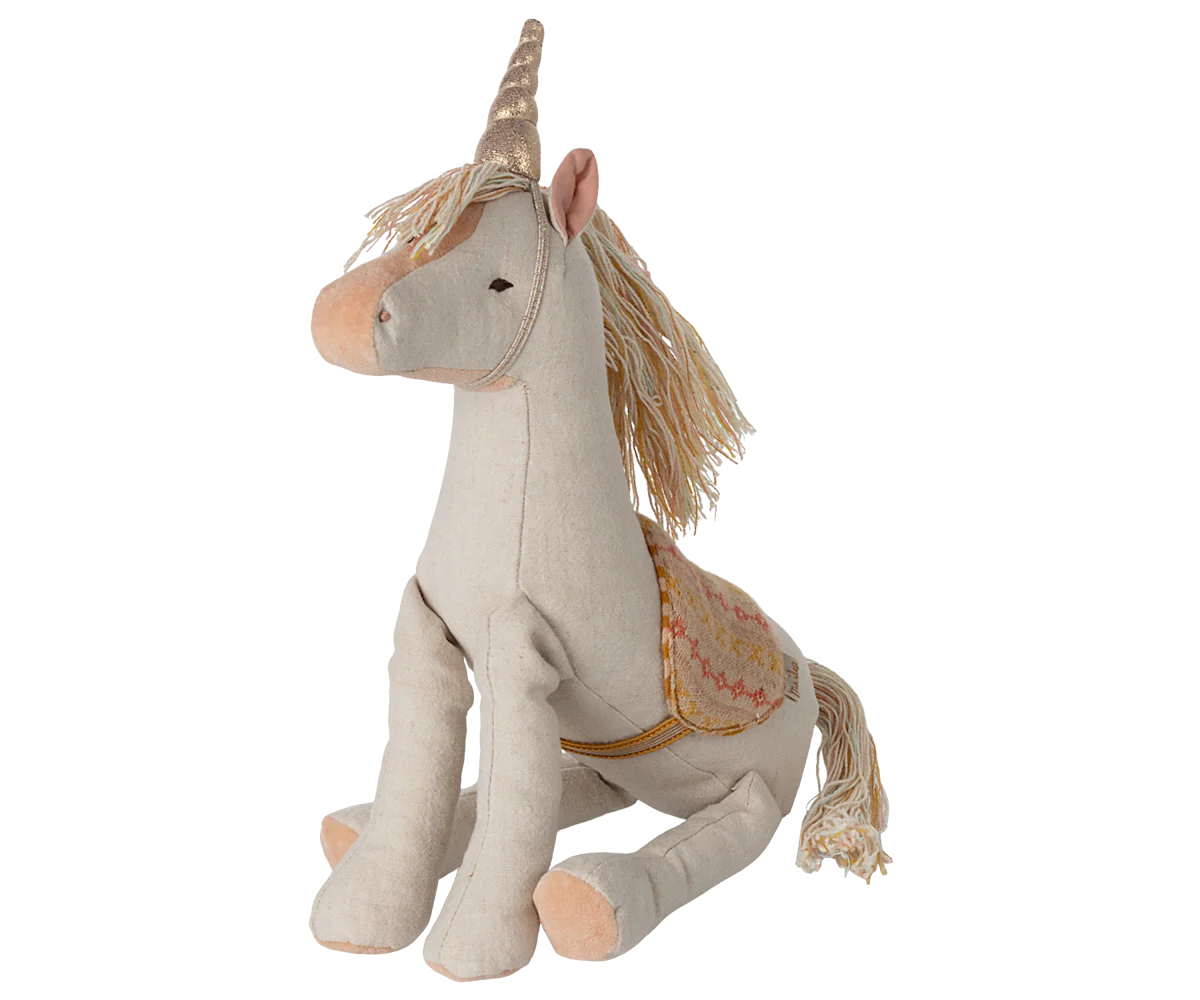 Unicorn, Medium