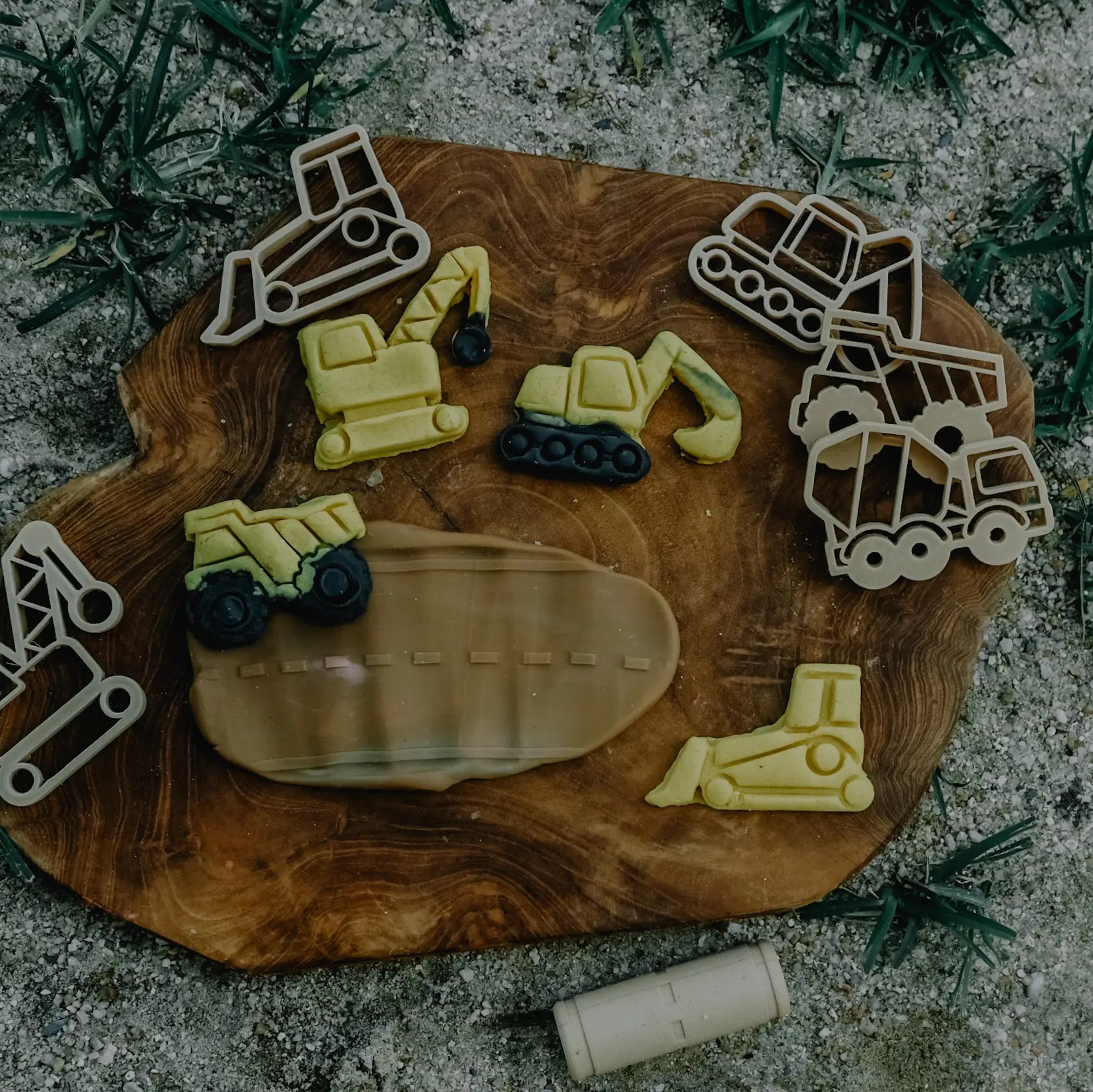 Construction Cutter Set - Eco Playdough Tools