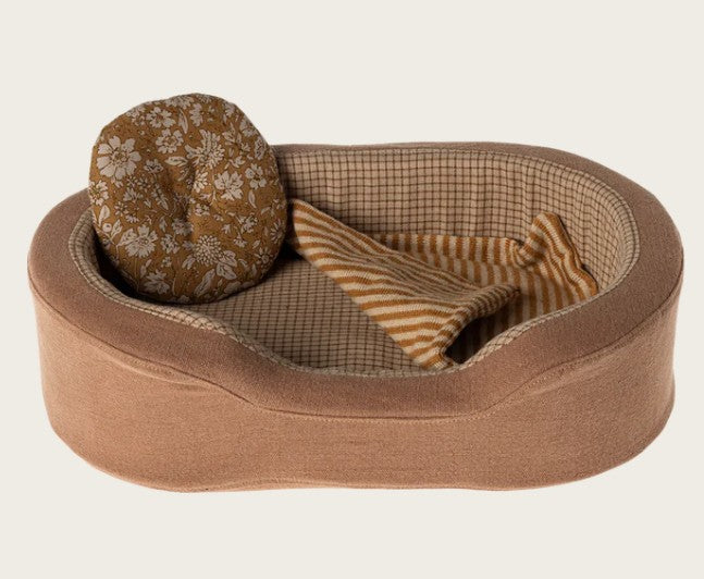 Maileg Cosy Basket, Small - Brown