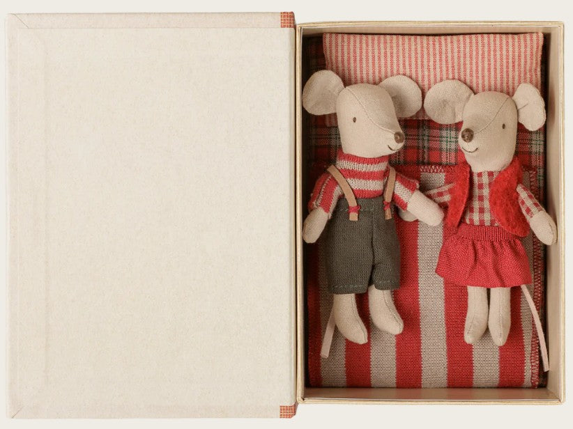 PREORDER Maileg Christmas Twin Mice, Little Sister and Brother in Book