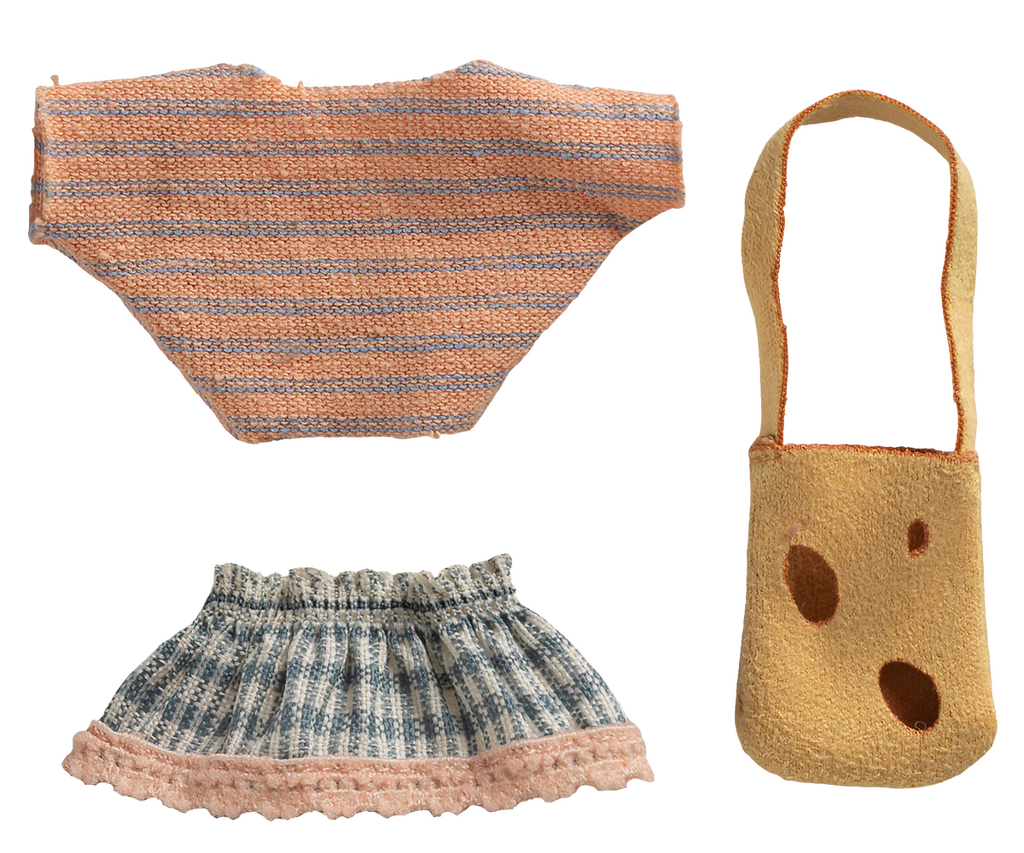 Maileg clothes and bag, little sister mouse