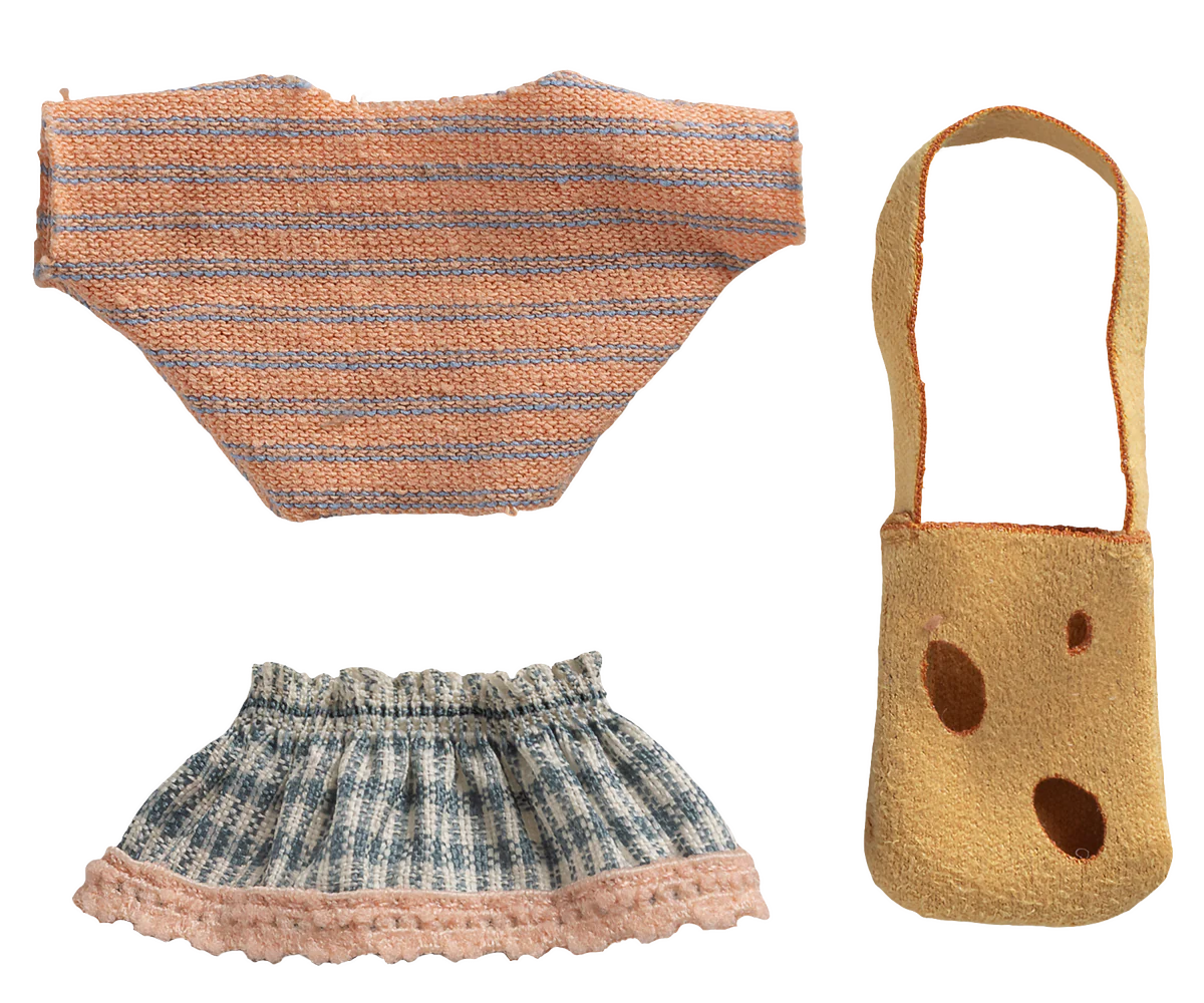 Maileg clothes and bag, little sister mouse