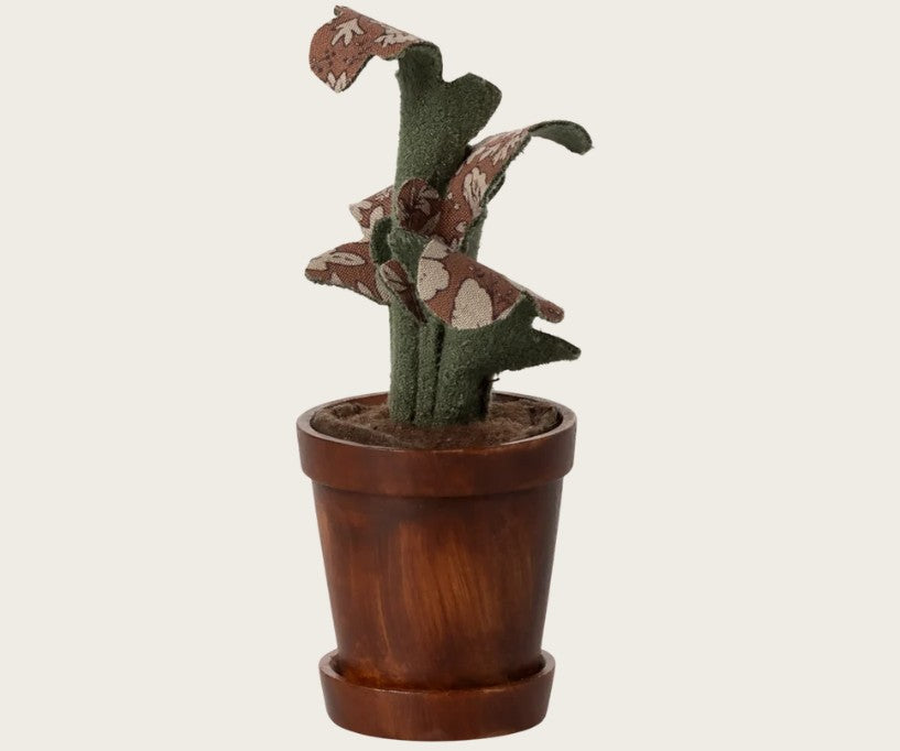 Maileg Flower Pot with Plant