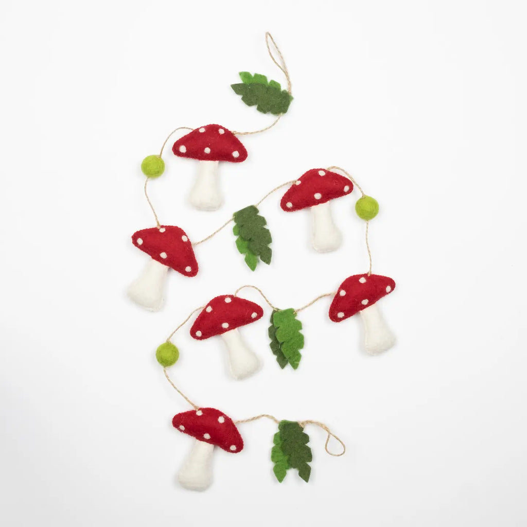 Felt Mushroom Garland - Red